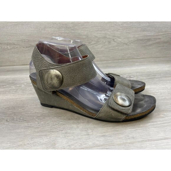 Taos Carousel 3 Women's Sandal Gray Leather Buckle Ankle Strap 8.5 Shoes - Picture 1 of 12